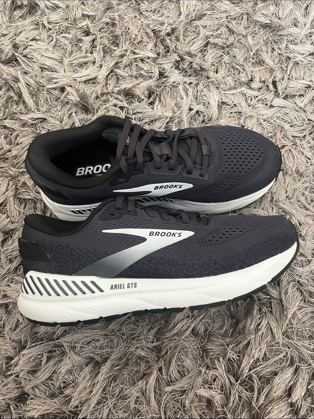Brooks Black and White Men's Running Shoes